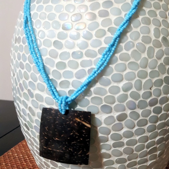 Authentic Turquoise and Coconut shell necklace - Picture 3 of 6